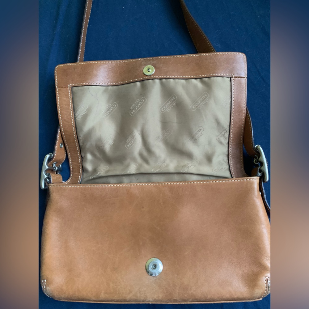 Vintage Coach crossbody bag - Picture 2 of 4
